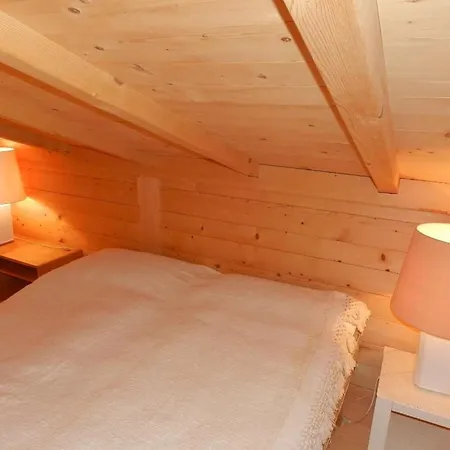 Media By Interhome *